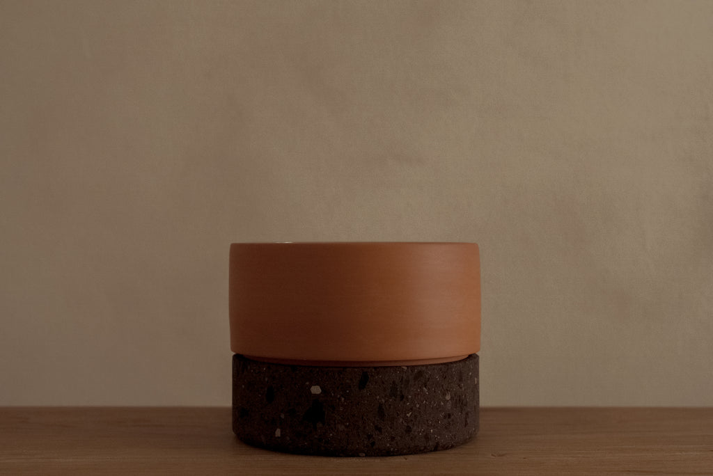Tepalcate negro liso