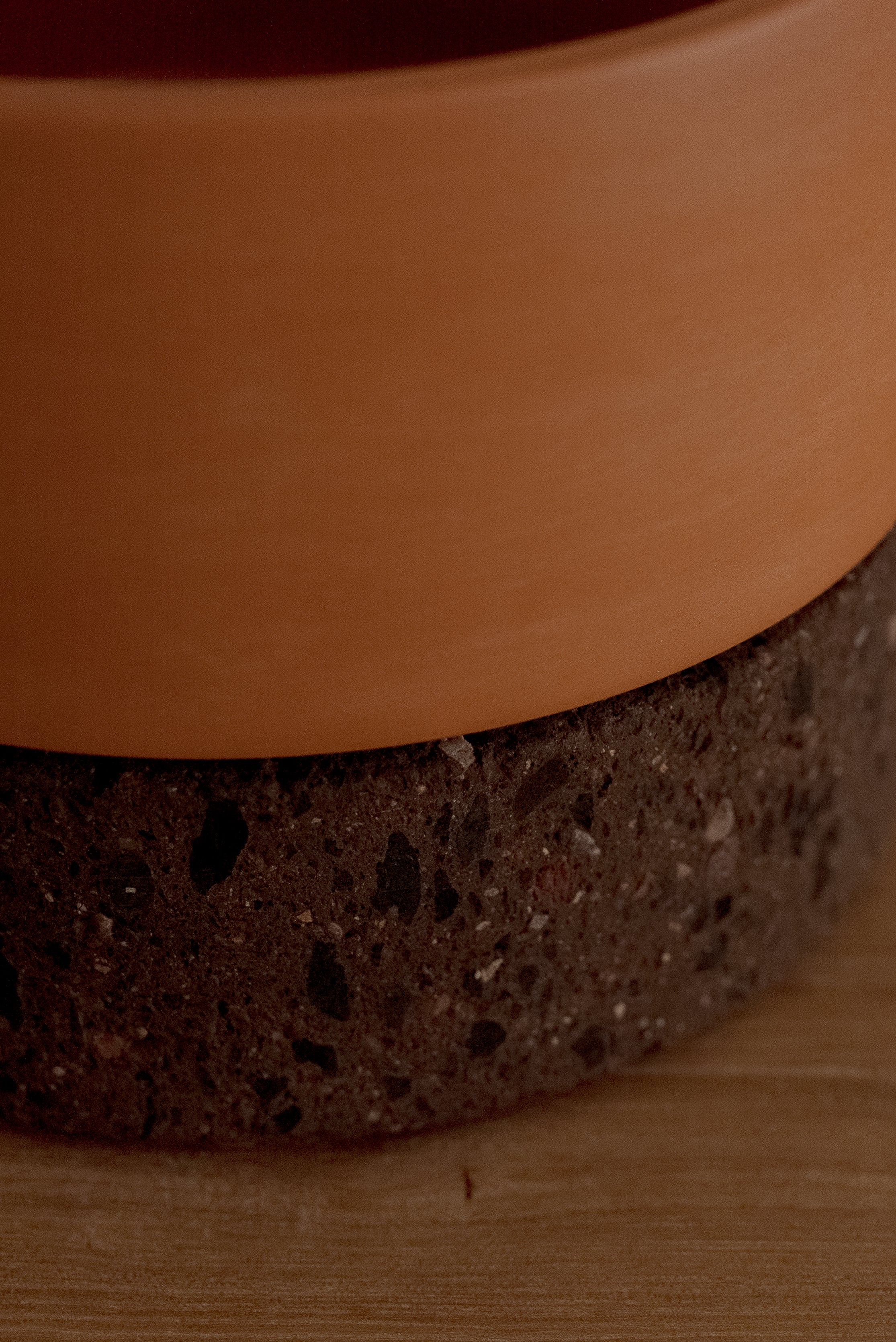 Tepalcate negro liso