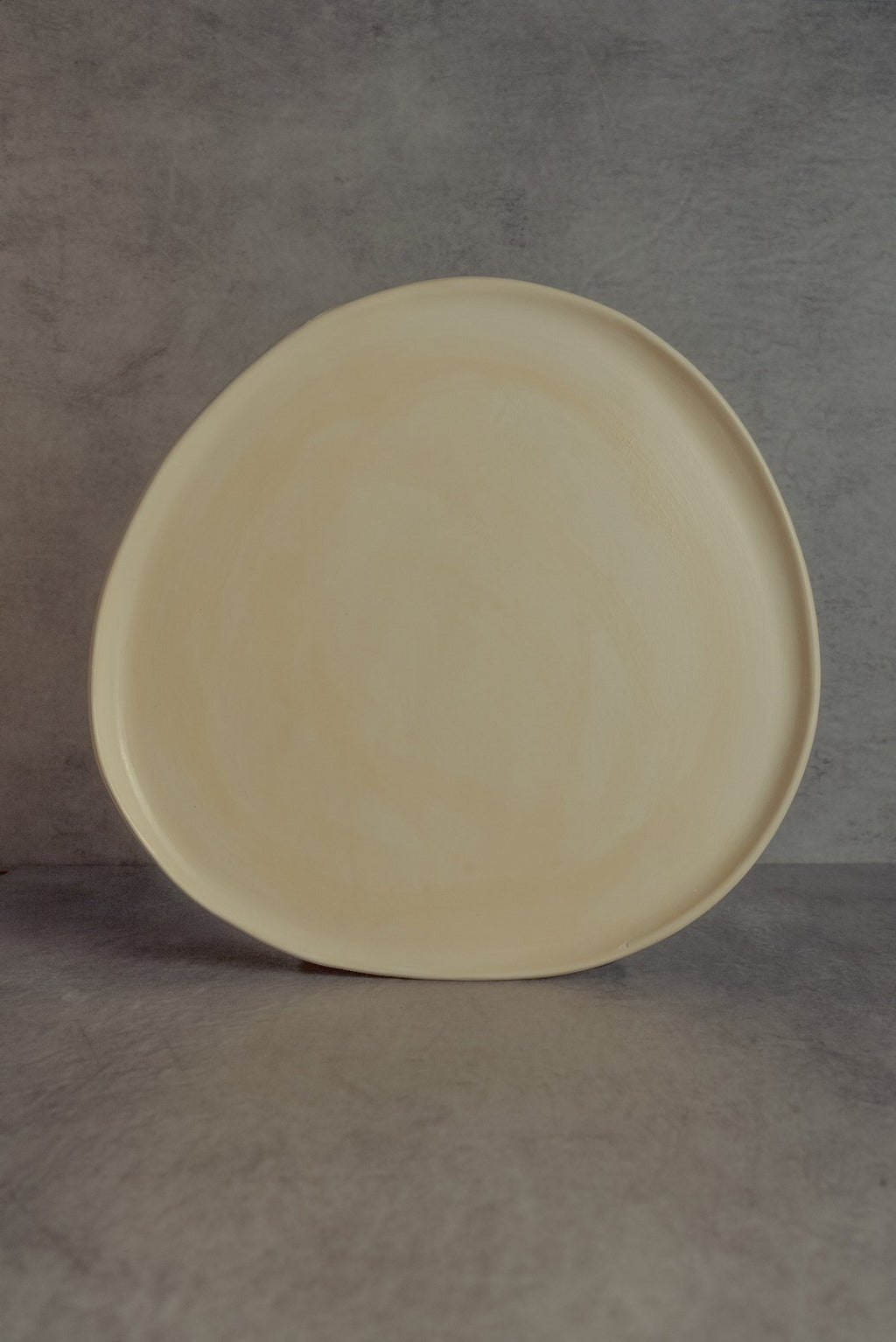 Small irregular yellow plate