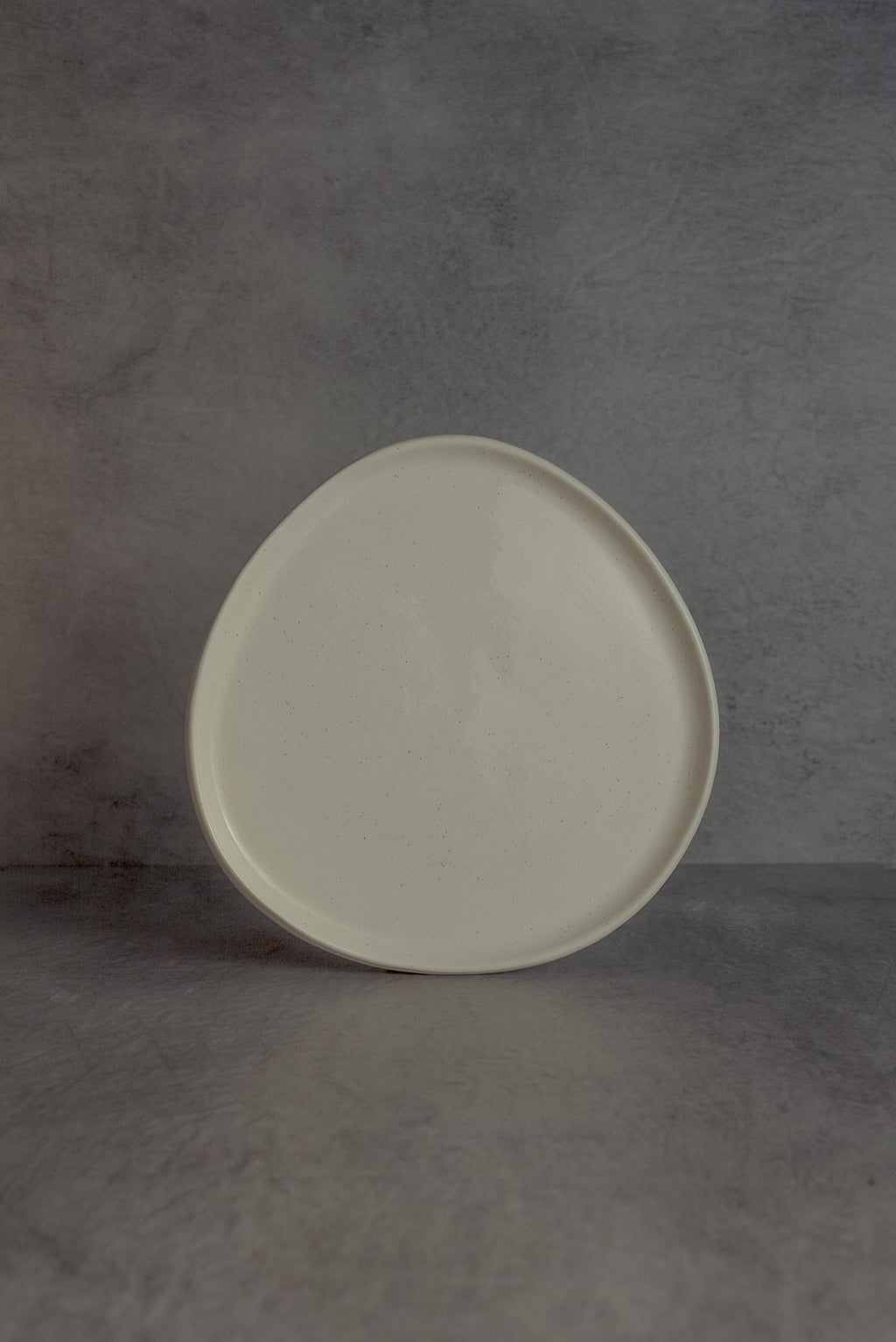 Small irregular yellow plate